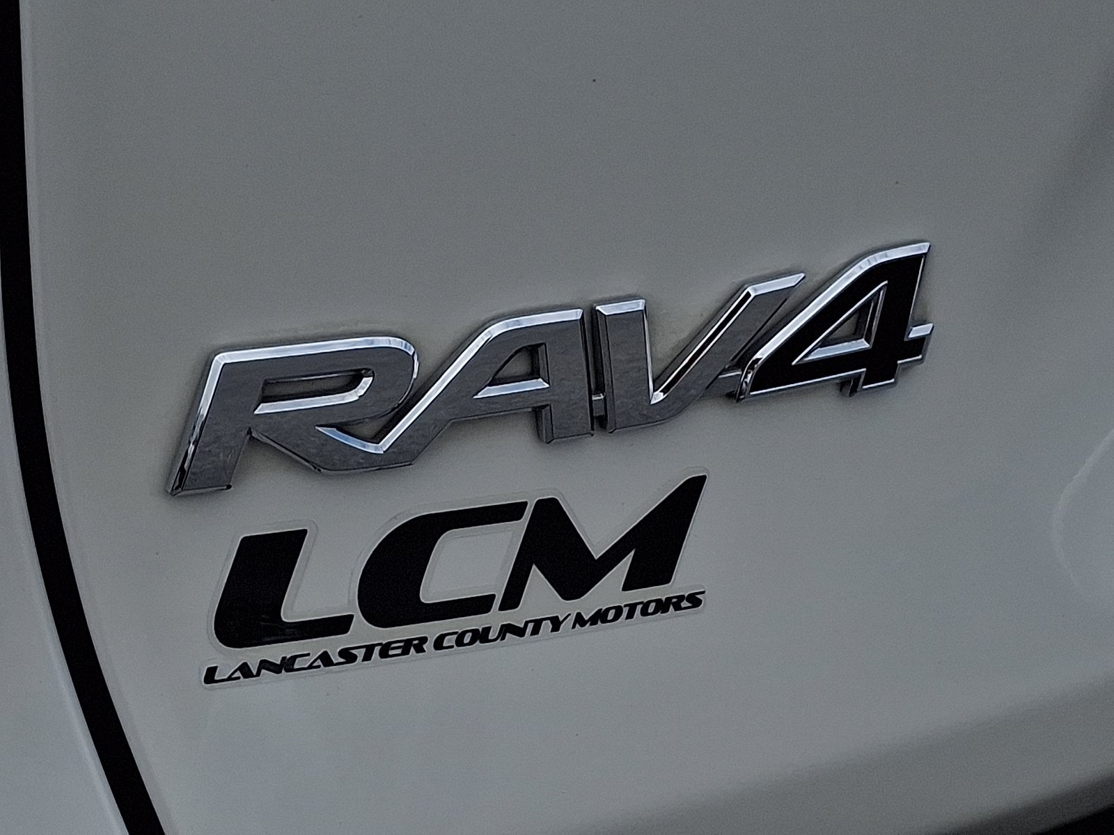 Used 2020 Toyota RAV4 Limited AWD/4WD image 34