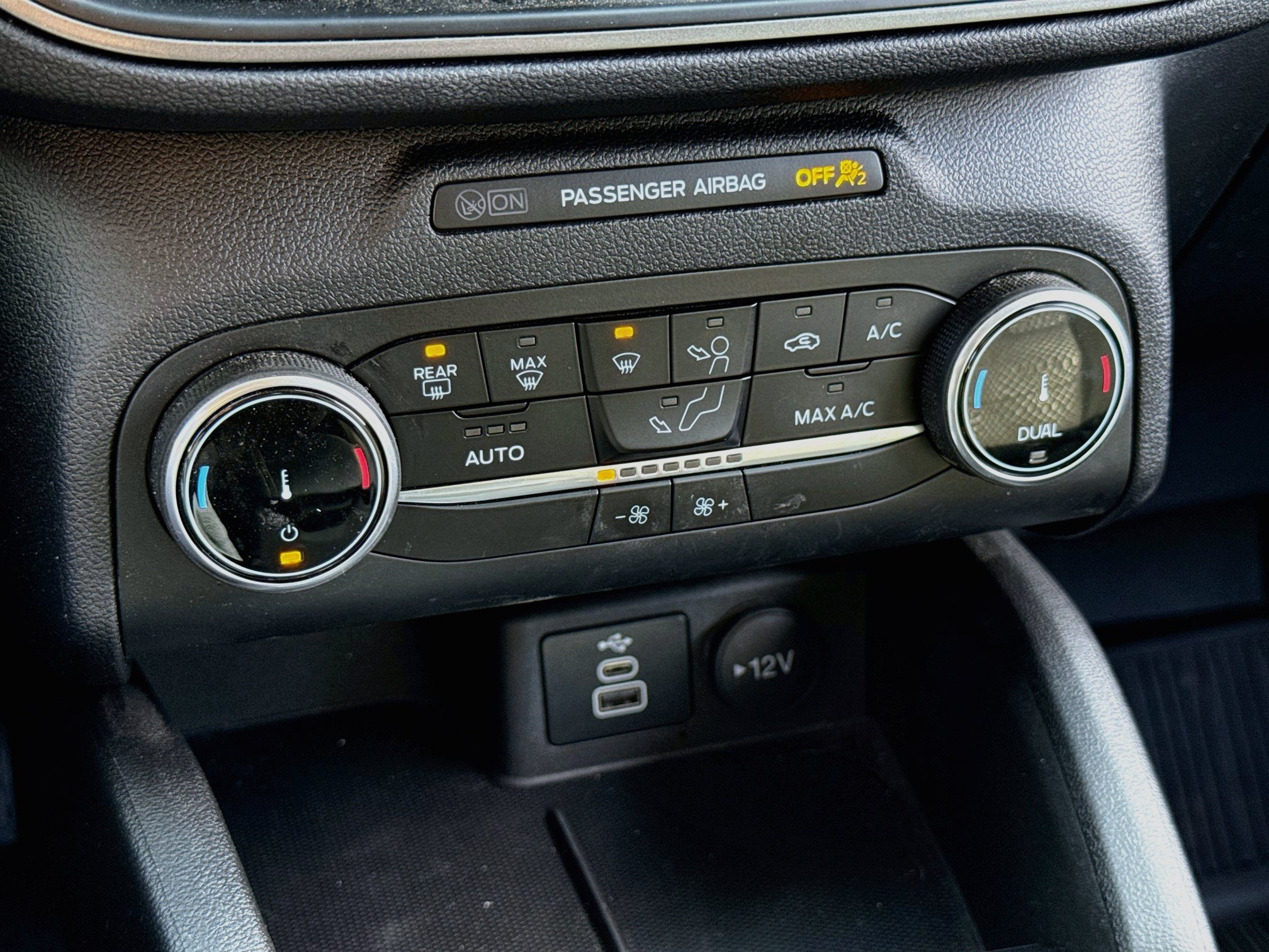 Certified 2024 Ford Escape Active FWD image 18
