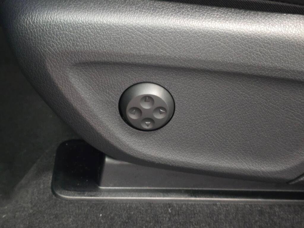 New 2026 Mercedes-Benz GLE 450 4MATIC image 28