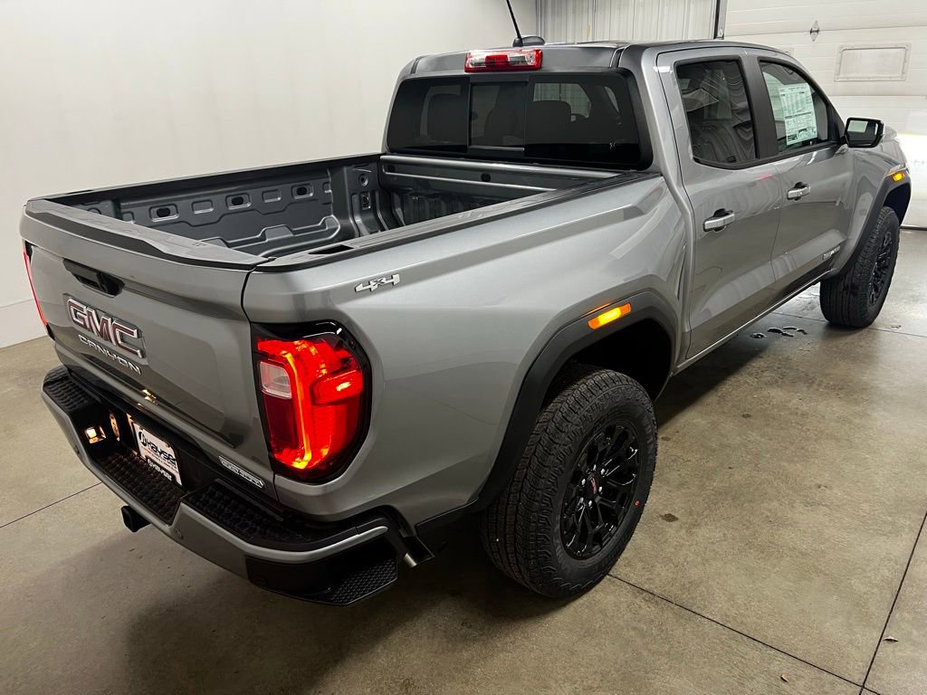 New 2026 GMC Canyon Elevation image 3