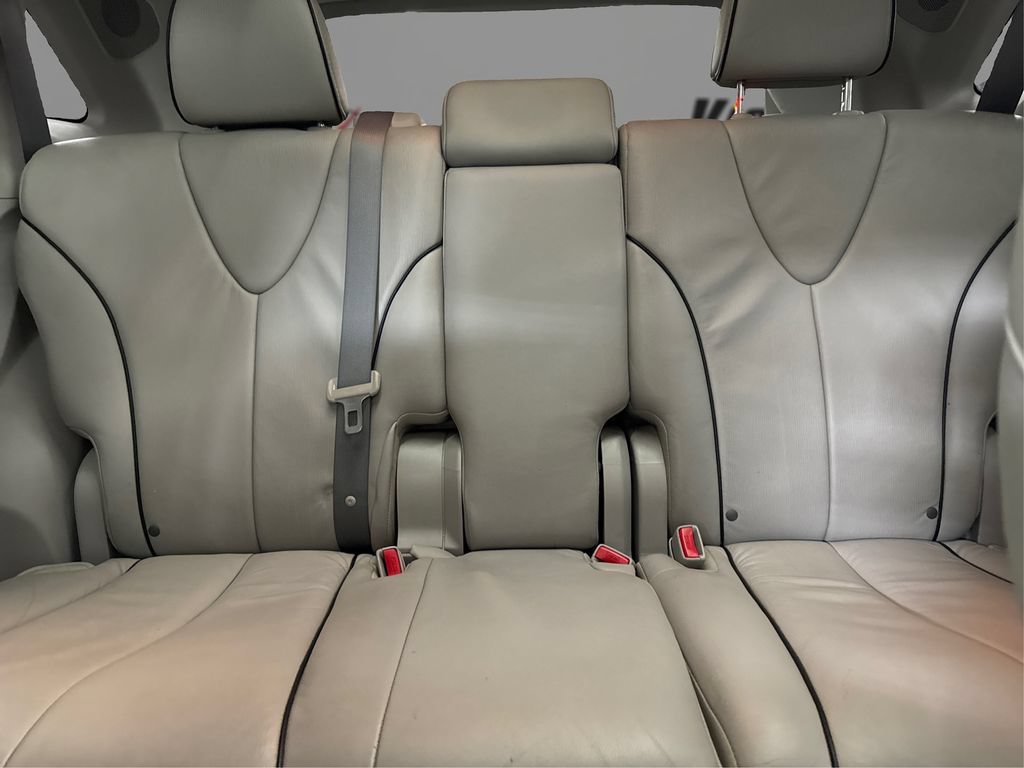 Used 2012 Toyota Venza Limited AWD/4WD image 19