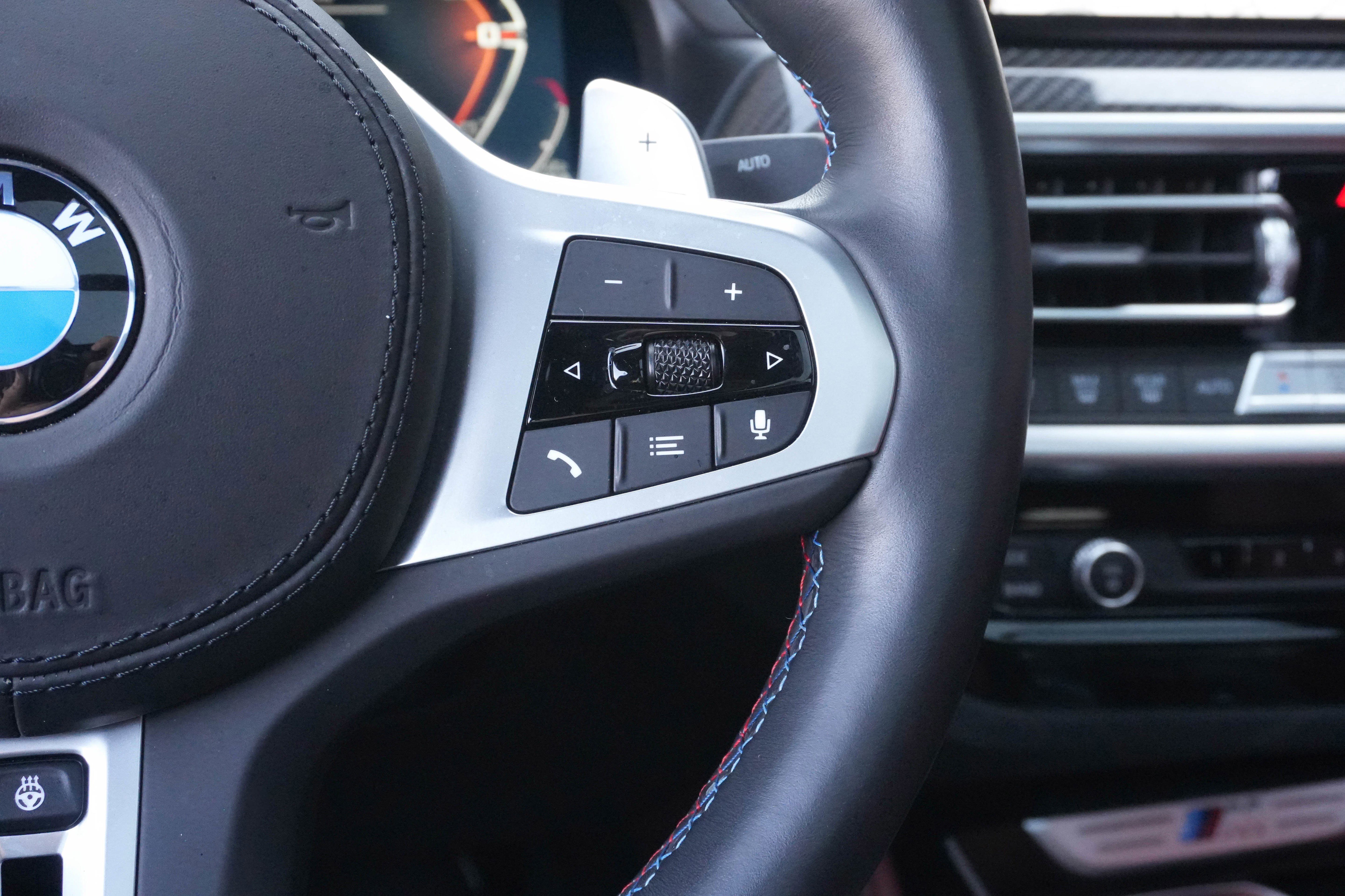 Certified 2024 BMW X4 M40i w/ Premium Package image 20