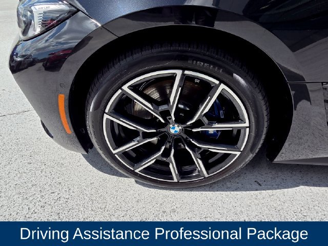 Used 2025 BMW i4 eDrive40 w/ M Sport Package RWD image 10