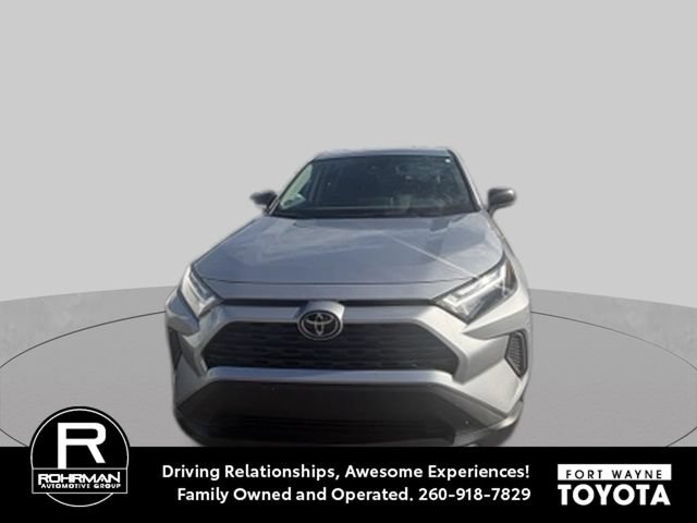 Used 2024 Toyota RAV4 LE AWD/4WD video 1