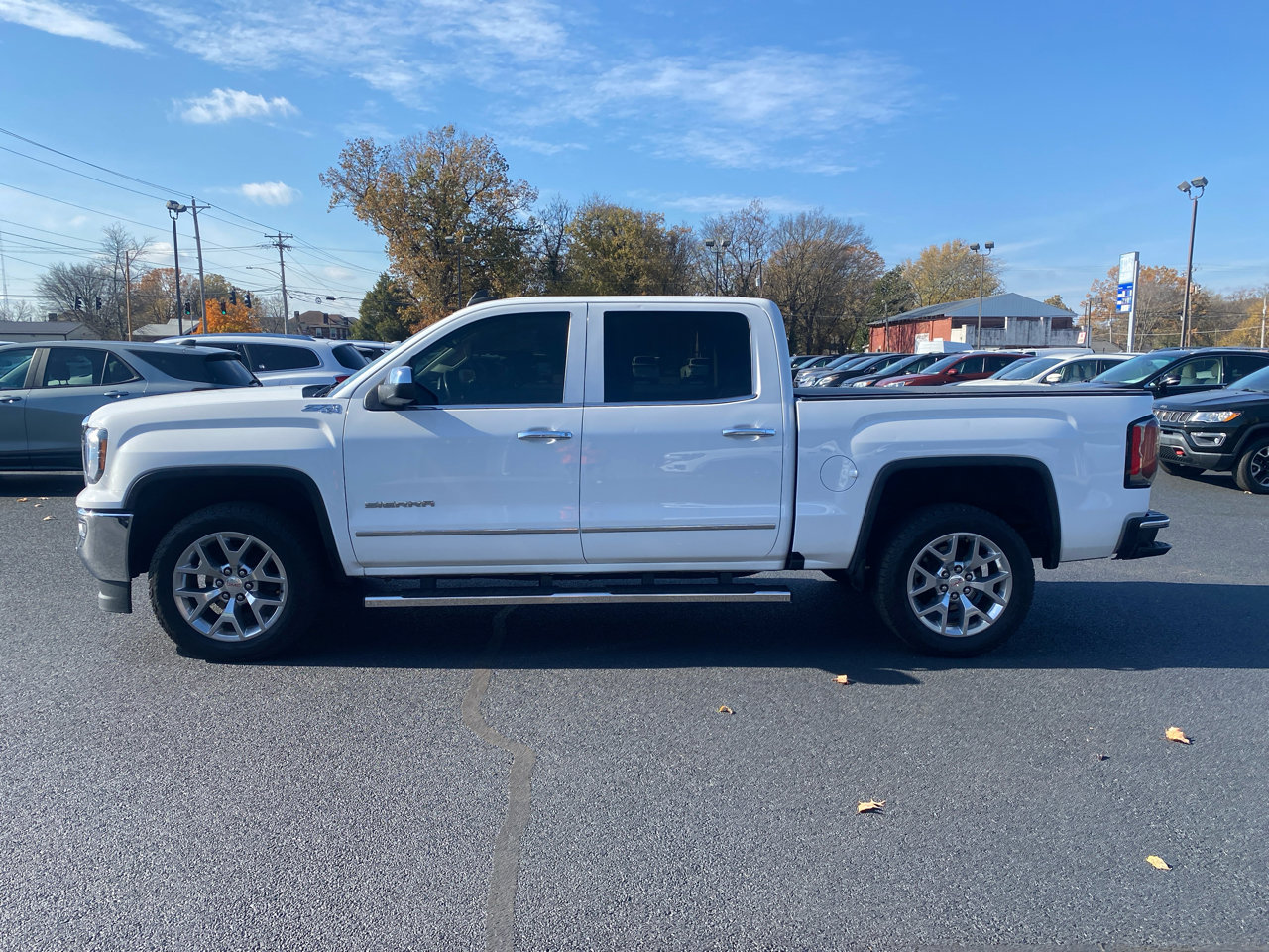 Used 2018 GMC Sierra 1500 SLT image 8