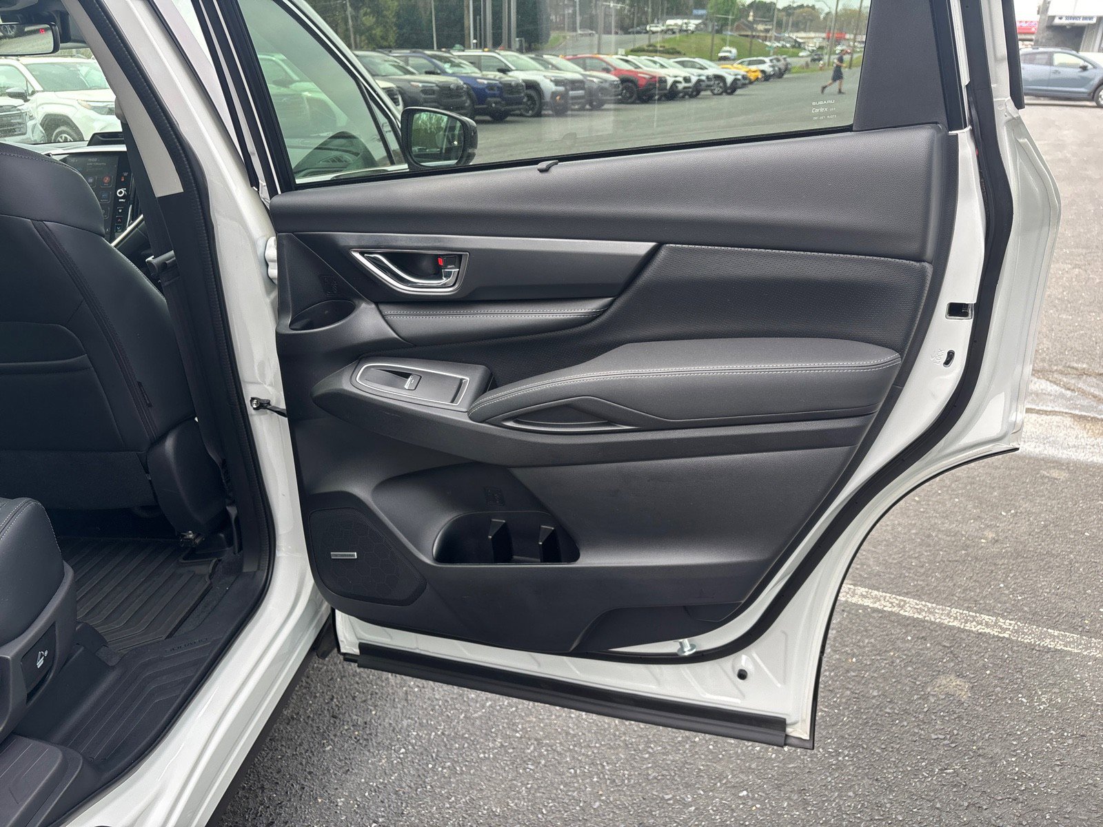 Certified 2025 Subaru Ascent Limited w/ Popular Package #1 image 43