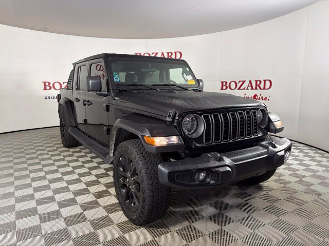 Used 2025 Jeep Gladiator Sport