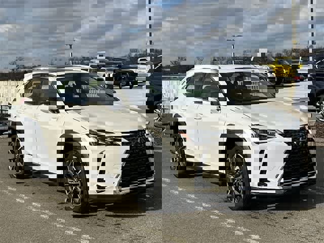 Used 2020 Lexus UX 250h w/ Premium Package image 23