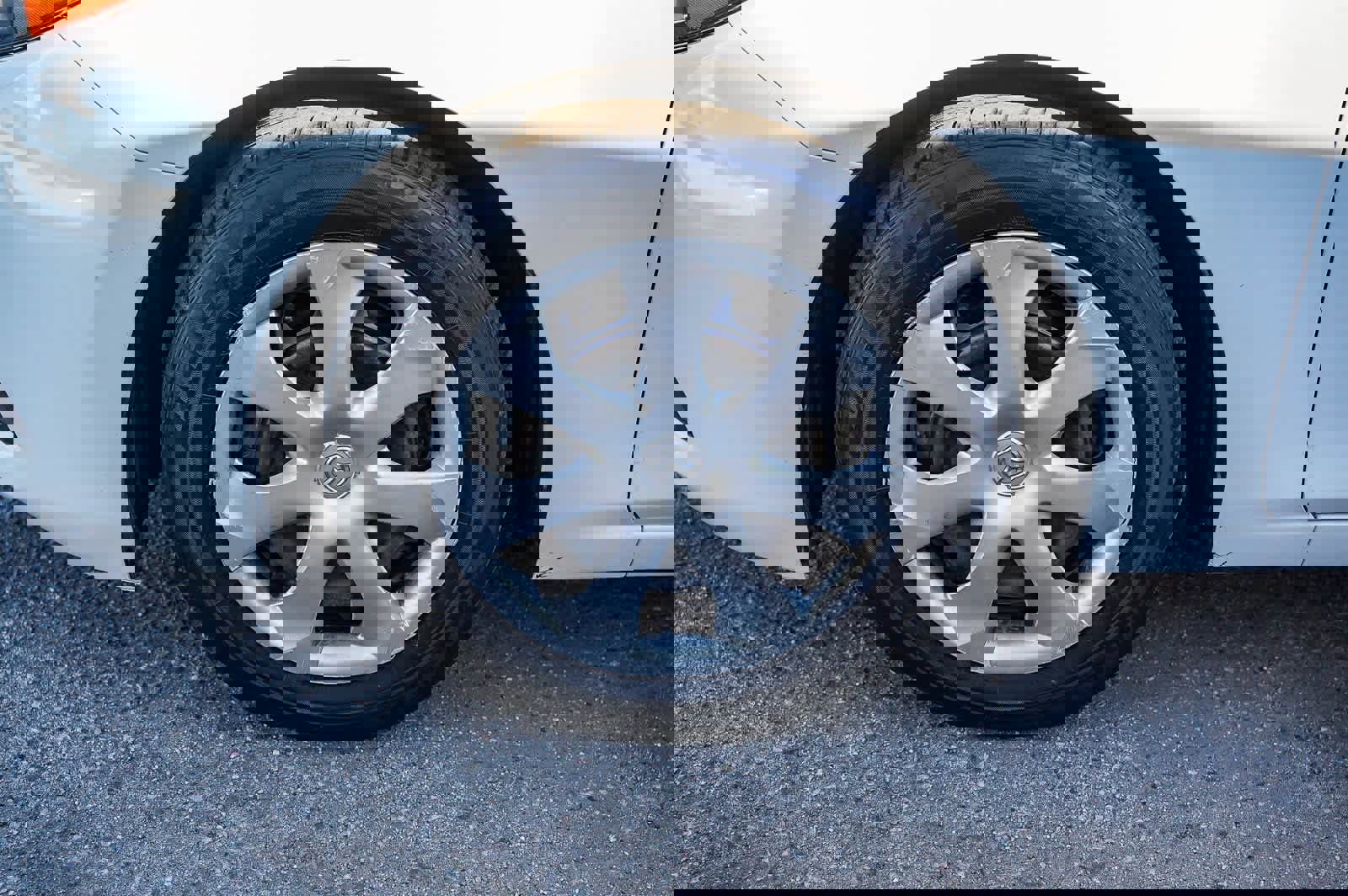 Used 2018 MAZDA MAZDA3 Sport image 4