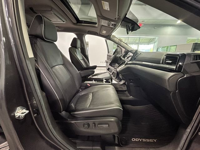 Used 2024 Honda Odyssey Elite image 13
