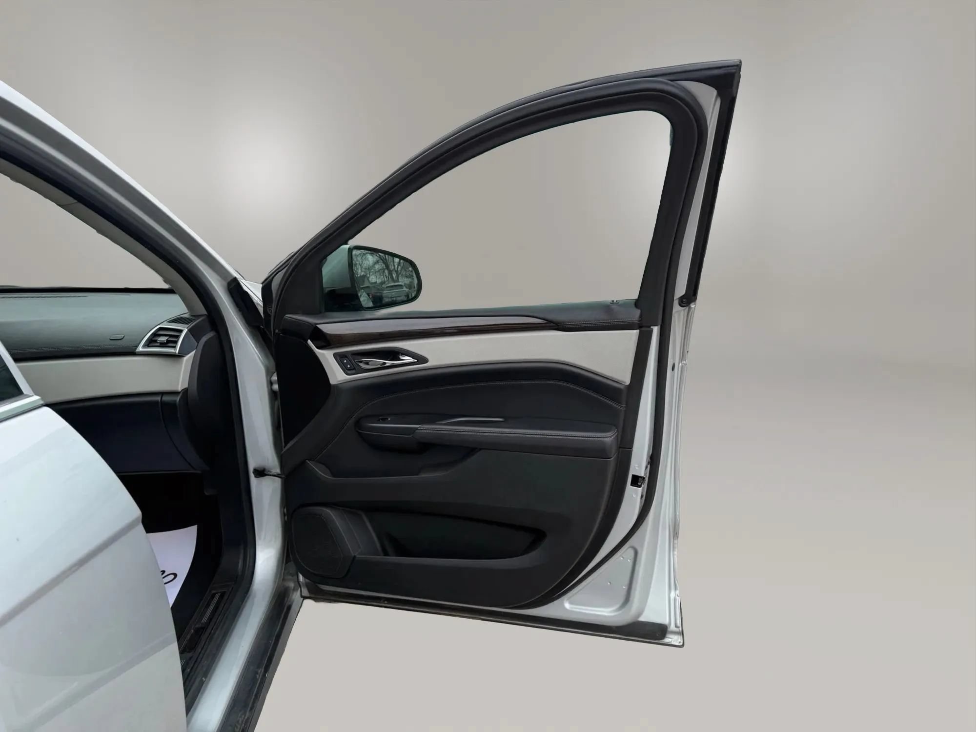 Used 2013 Cadillac SRX Luxury w/ Driver Awareness Package FWD image 13