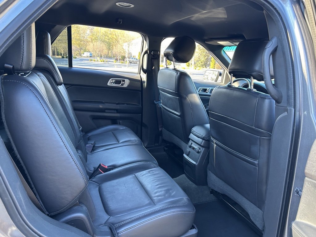 Used 2014 Ford Explorer XLT w/ Equipment Group 202A image 46