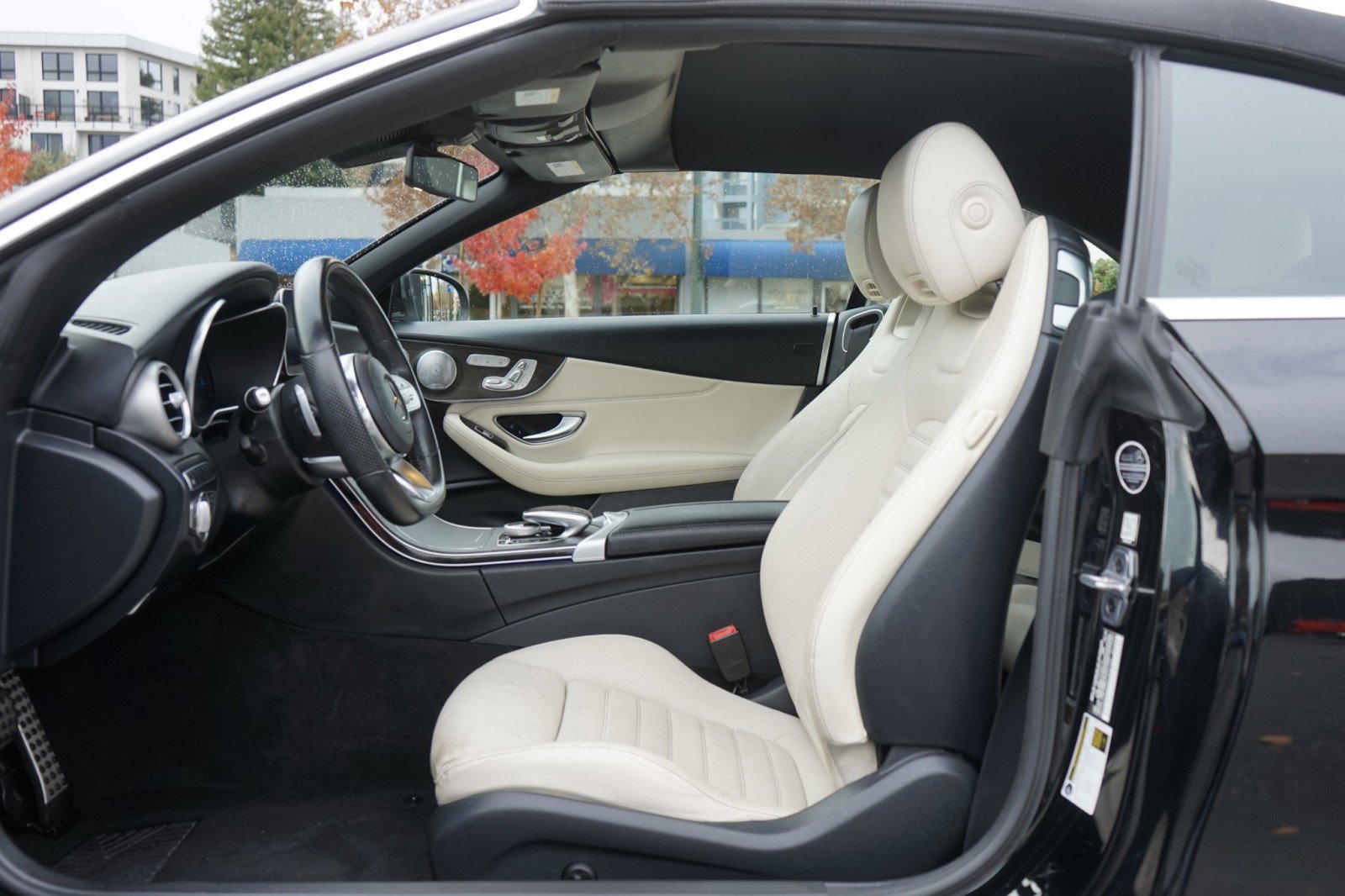 Used 2019 Mercedes-Benz C 300 Cabriolet image 16