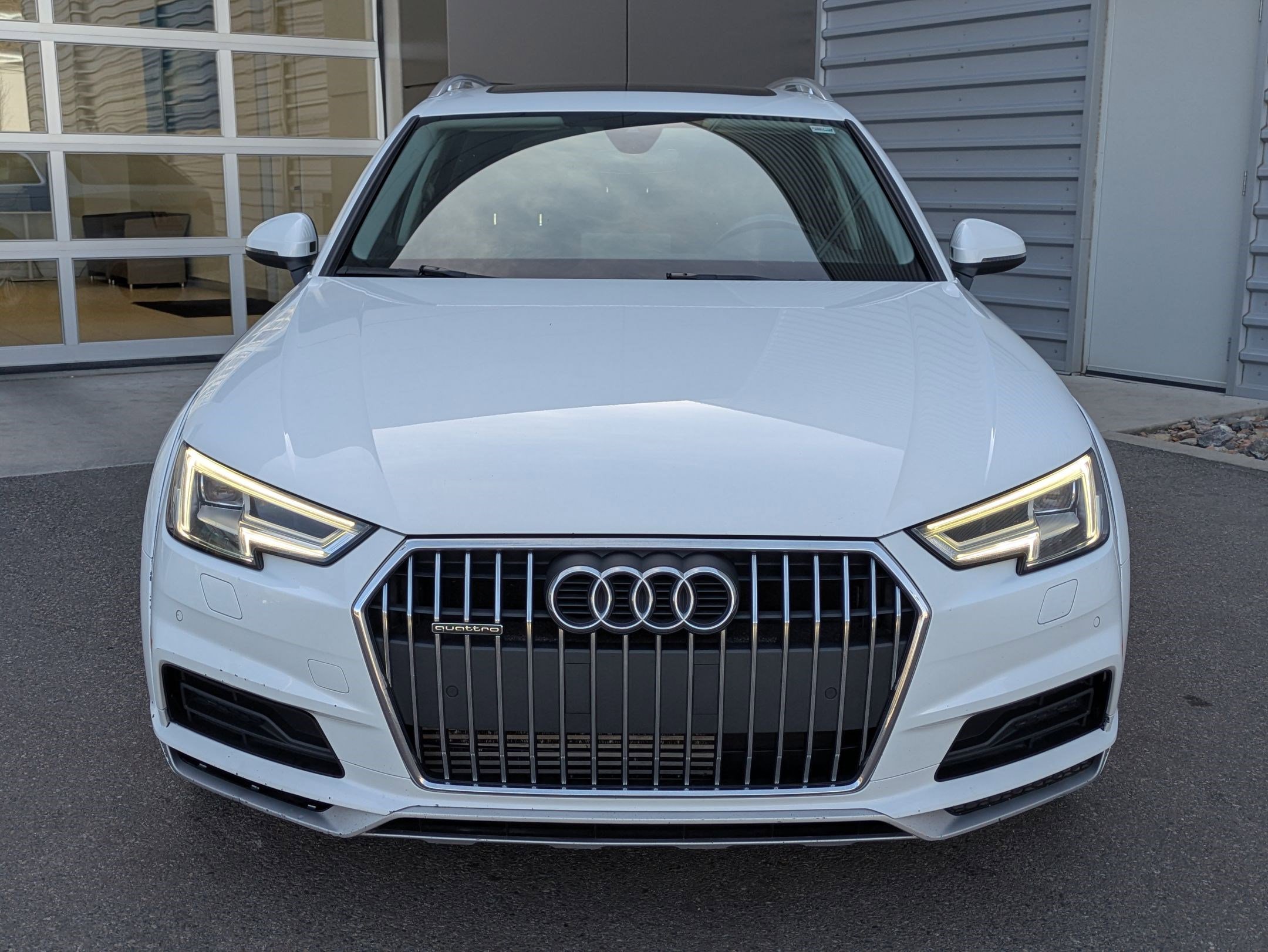 Used 2018 Audi A4 2.0T allroad Premium Plus image 2