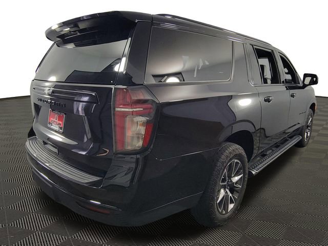 Used 2024 Chevrolet Suburban Z71 w/ Luxury Package AWD/4WD image 9