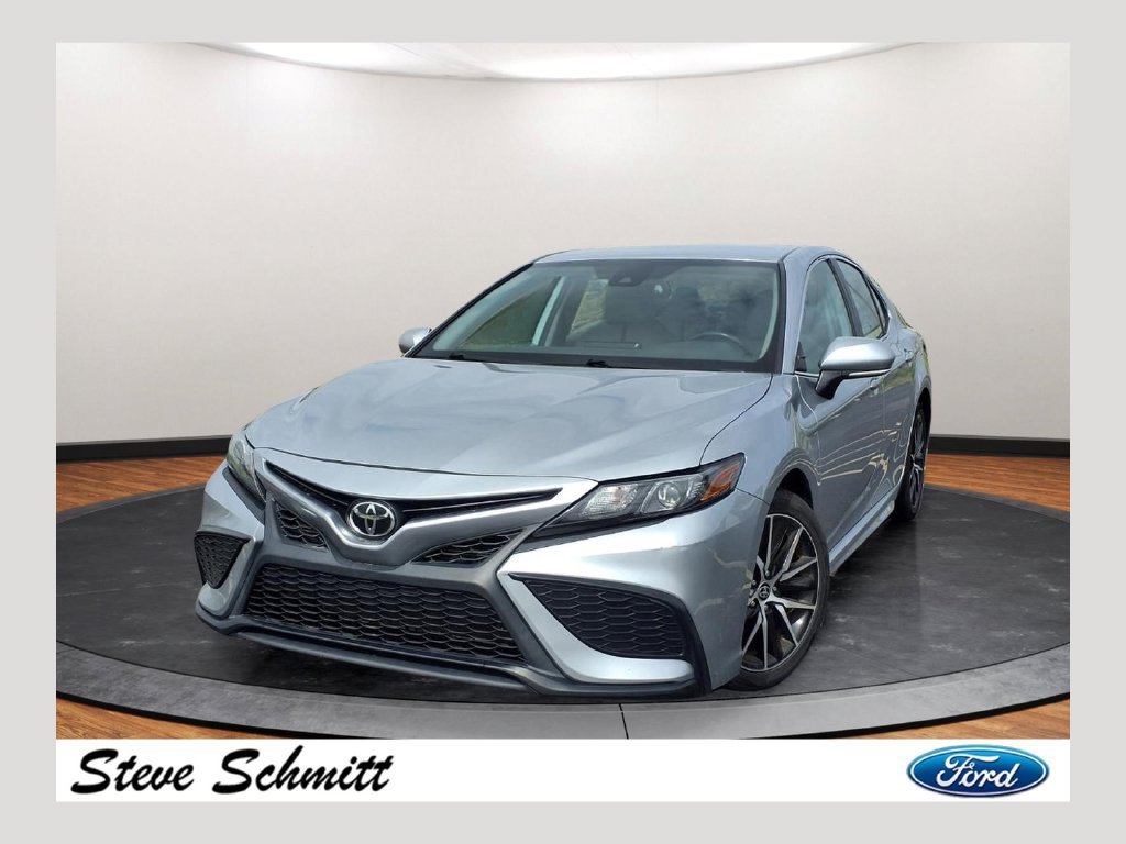 Used 2023 Toyota Camry SE w/ Convenience Package FWD image 1