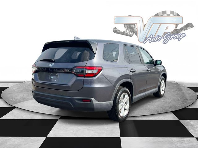 Used 2024 Honda Pilot LX image 6