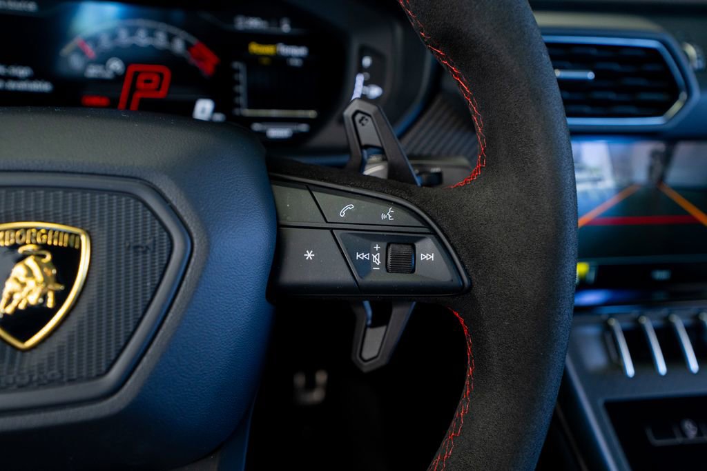 Used 2024 Lamborghini Urus Performante image 47