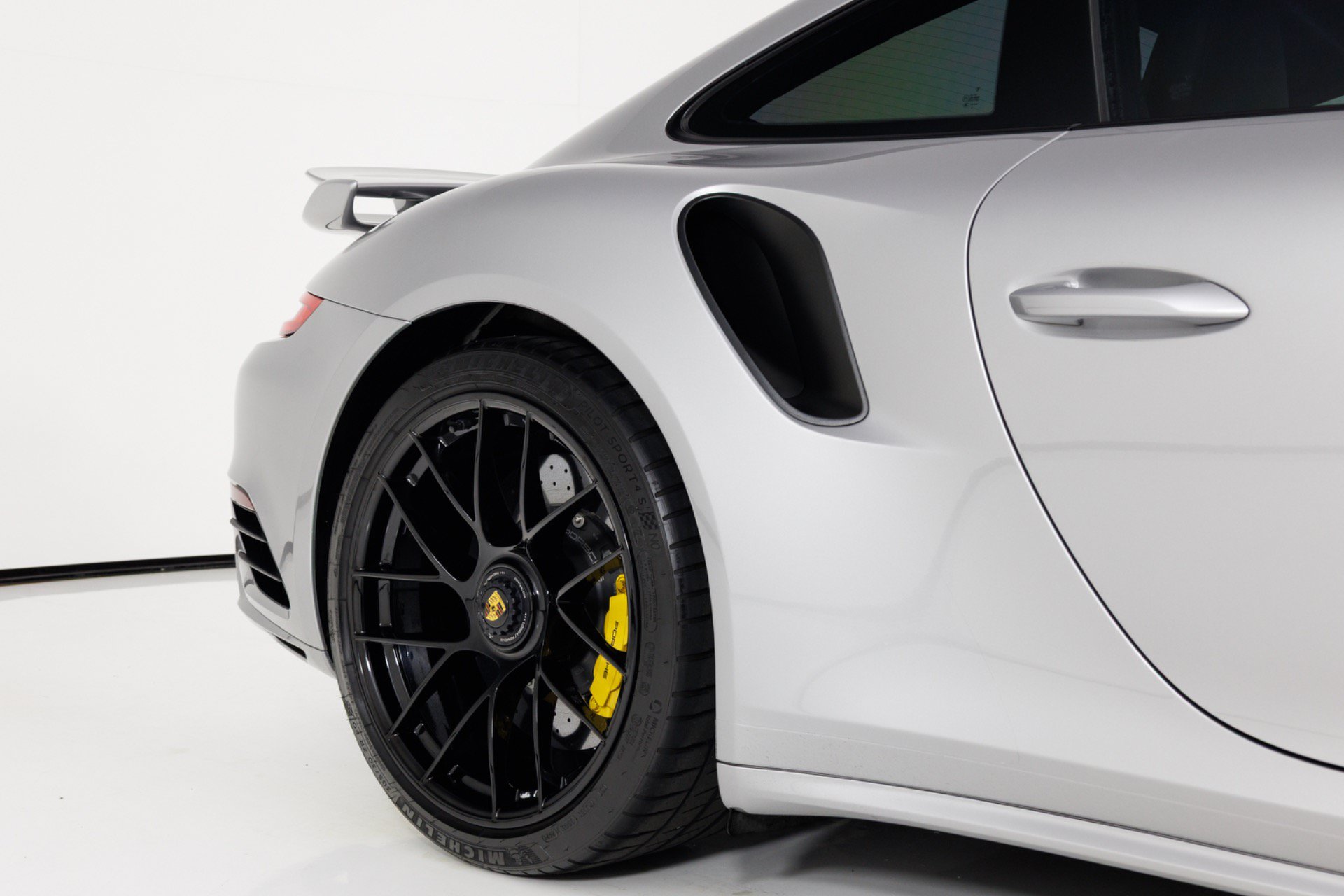 Used 2017 Porsche 911 Turbo S AWD/4WD image 68