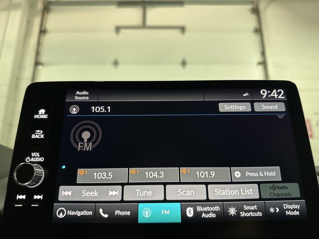 Used 2025 Honda Pilot Touring image 31