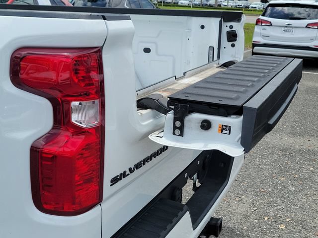Certified 2024 Chevrolet Silverado 1500 Custom w/ Turbomax Blackout Package AWD/4WD image 11