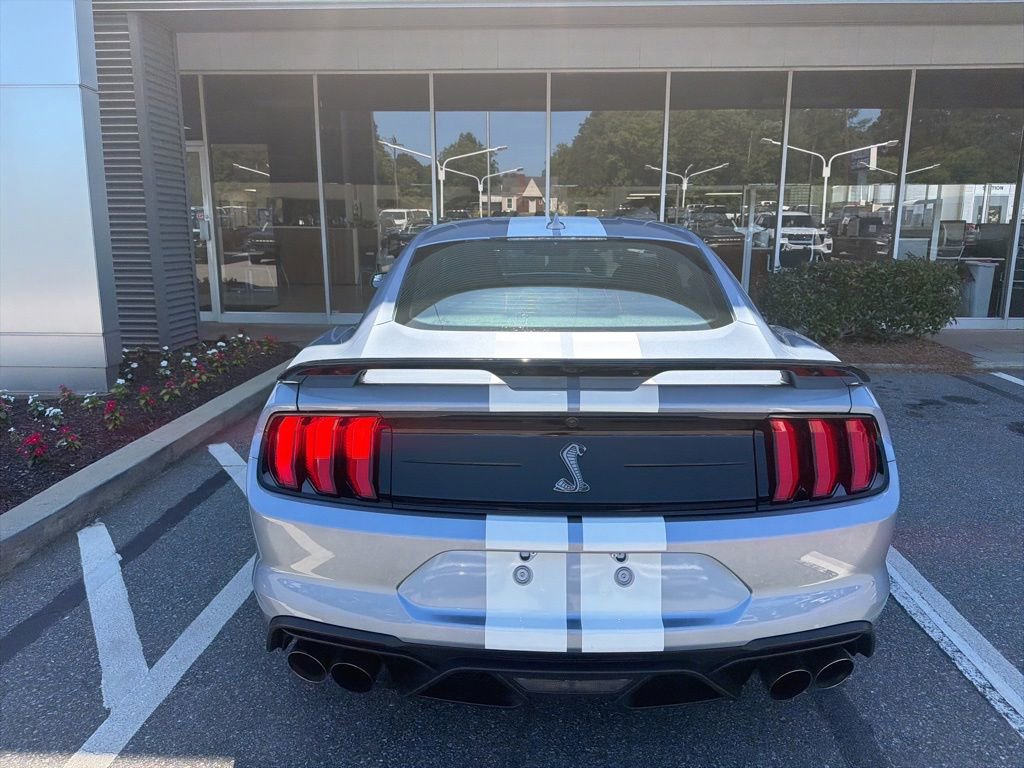 Used 2022 Ford Mustang Shelby GT500 RWD image 6