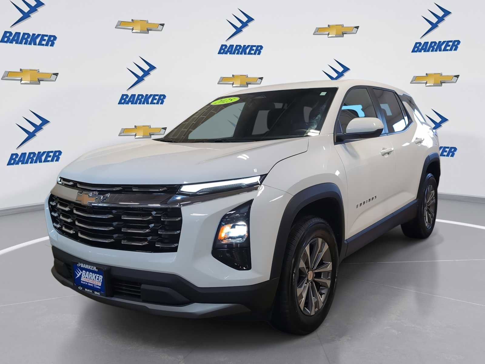 Used 2025 Chevrolet Equinox LT image 1