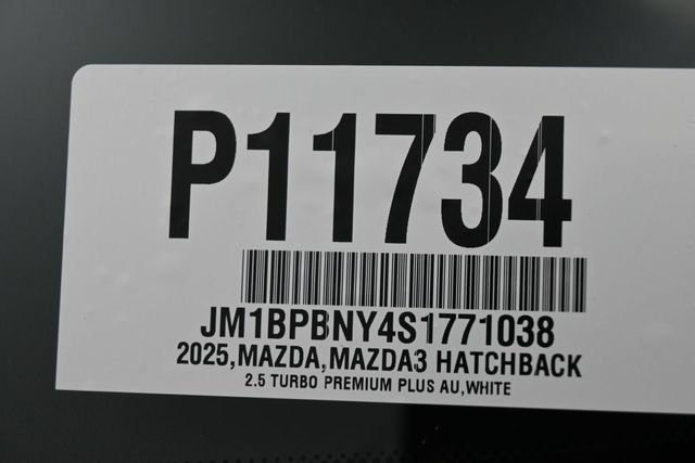 Certified 2025 MAZDA MAZDA3 Hatchback w/Premium Plus Pkg AWD/4WD image 26