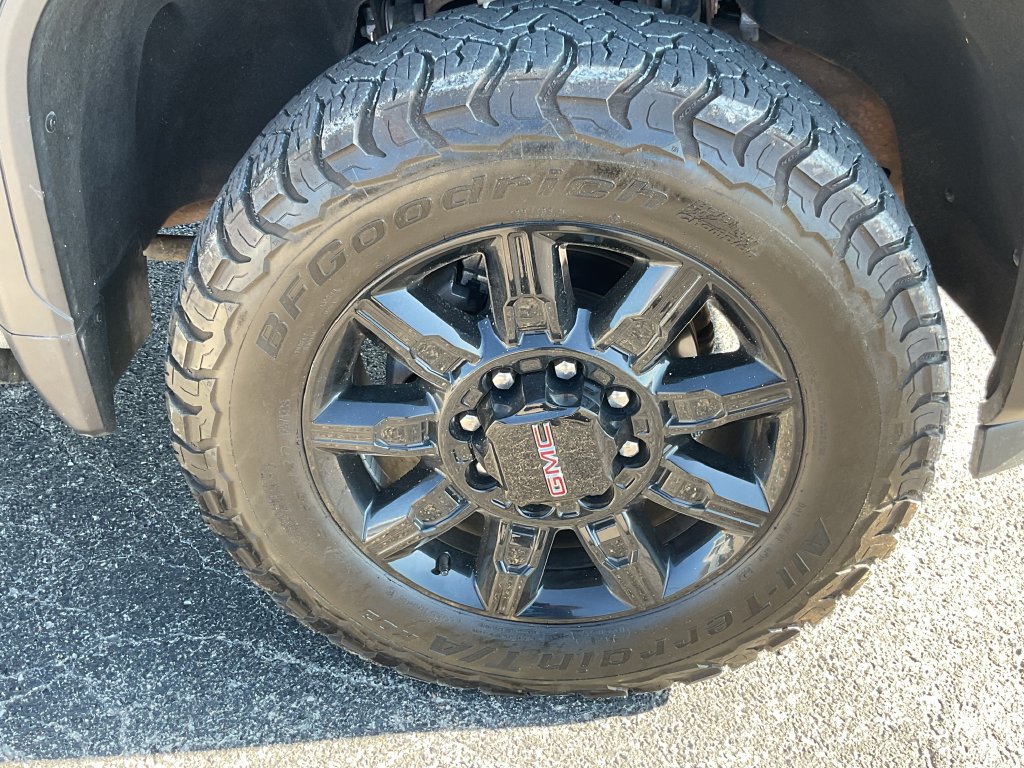 Used 2024 GMC Sierra 2500 AT4 w/ AT4 Premium Plus Package AWD/4WD image 13