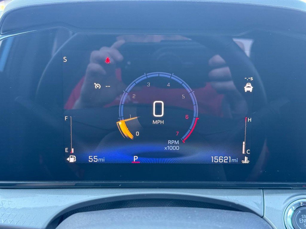 Used 2025 Chevrolet Trax LT w/ LT Convenience Package image 19