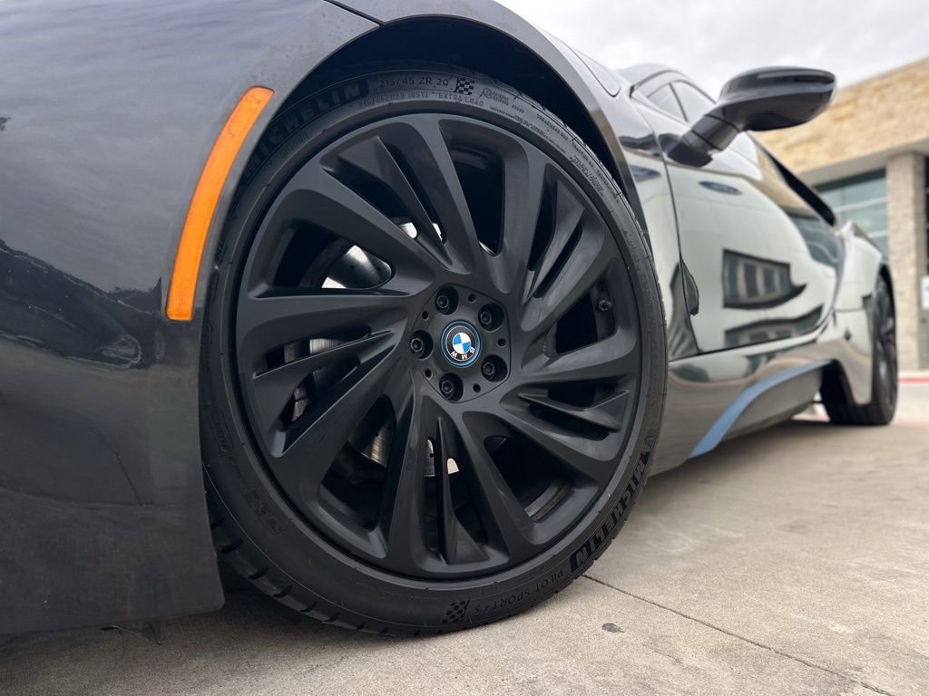 Used 2014 BMW i8 image 23