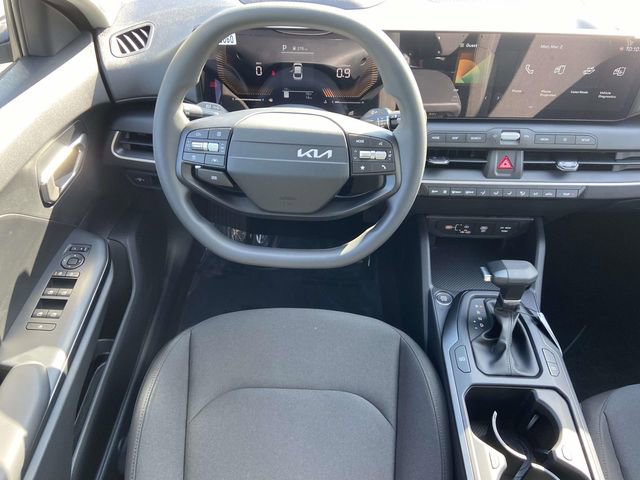 New 2026 Kia K4 FWD image 9