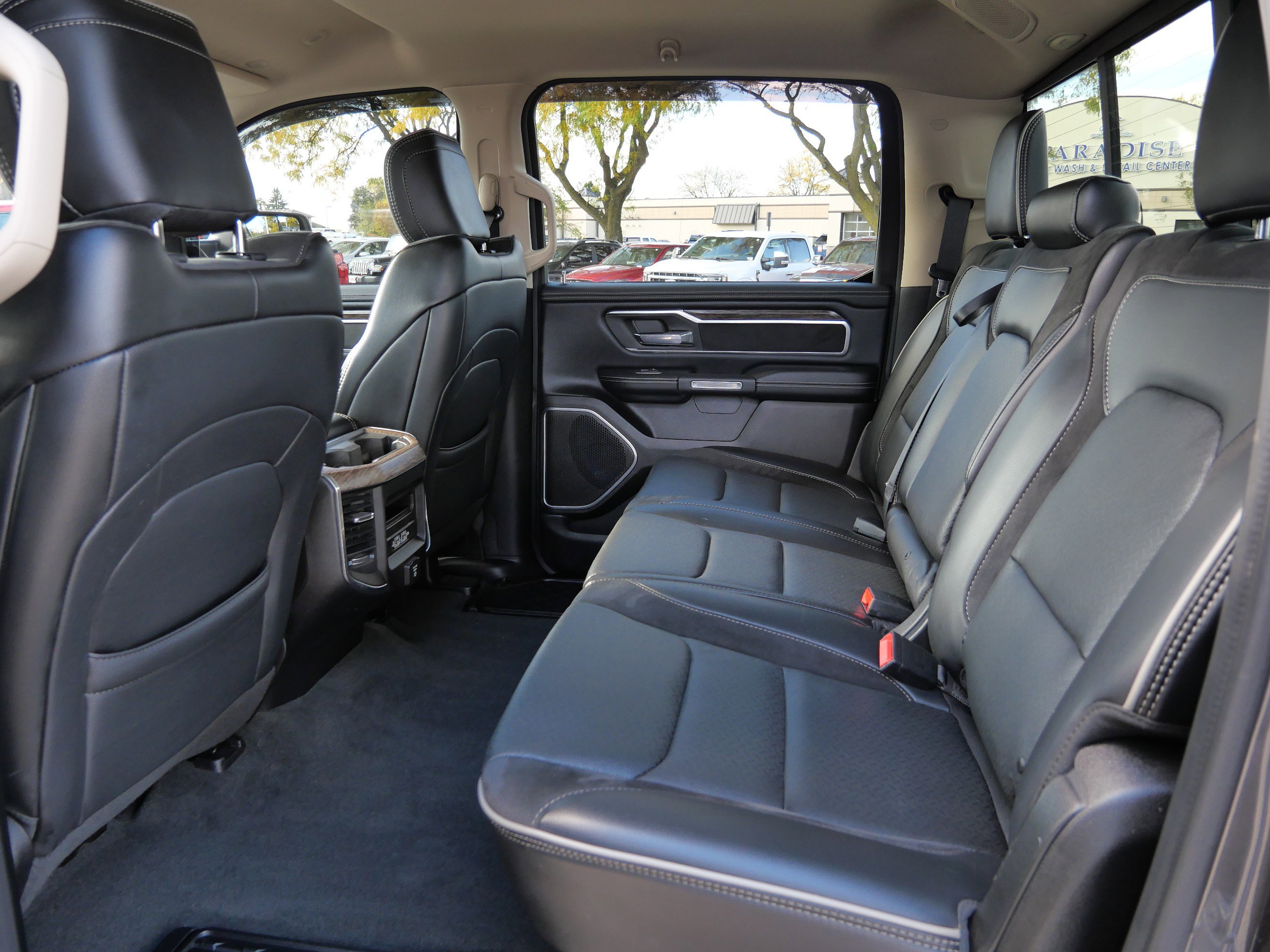 Used 2019 RAM 1500 Laramie image 13