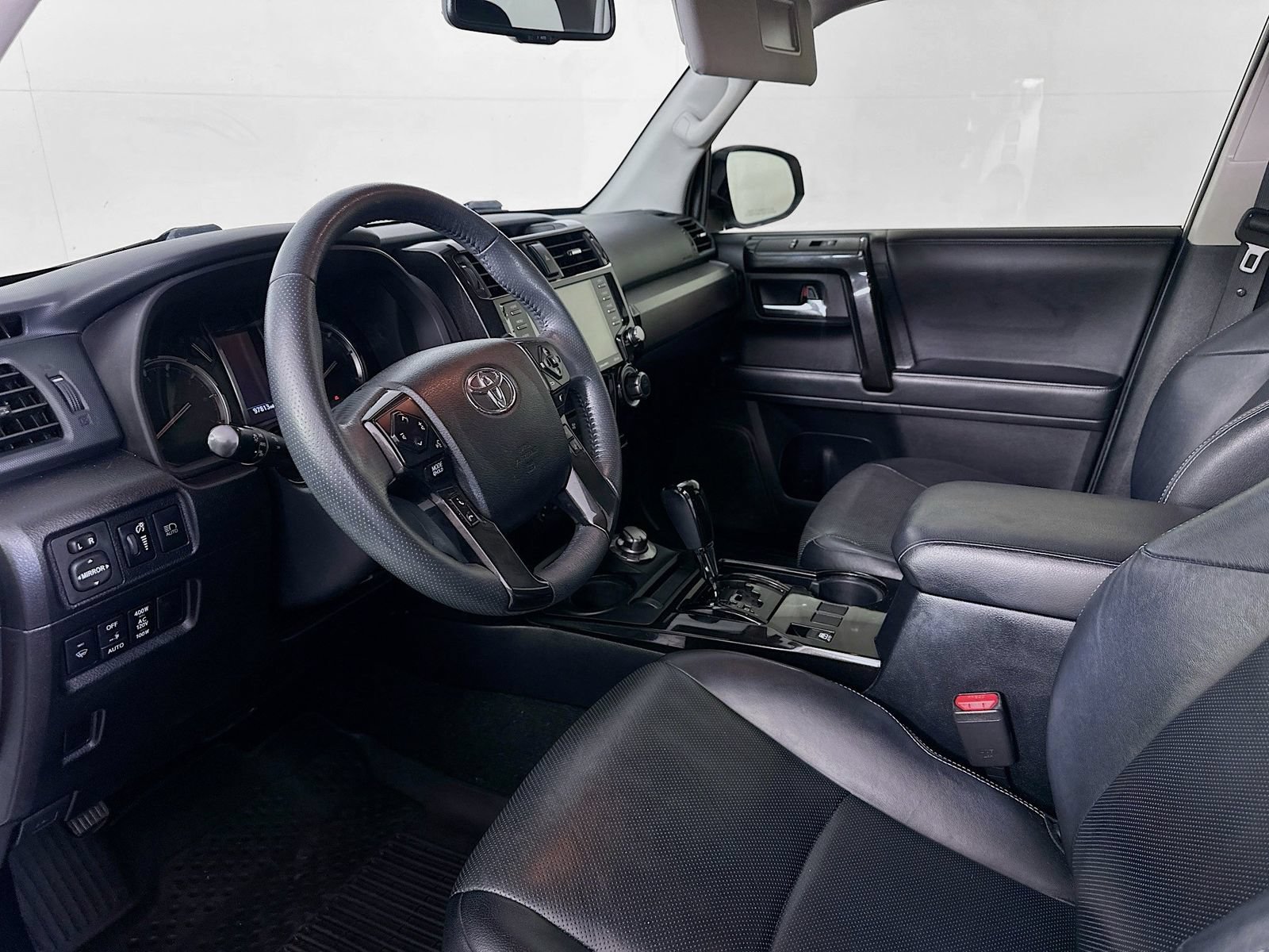 Used 2021 Toyota 4Runner Nightshade AWD/4WD image 9