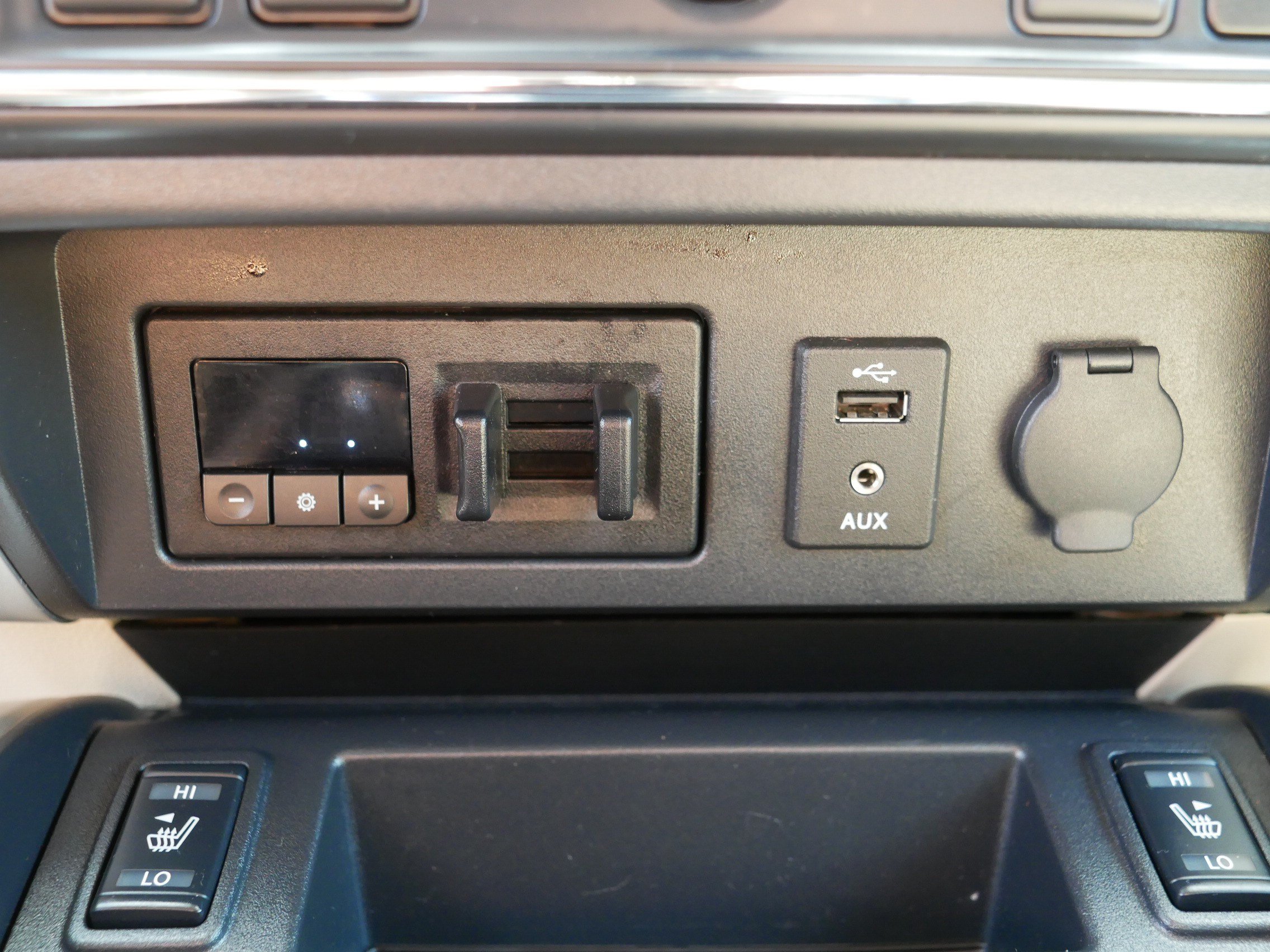 Certified 2017 Nissan Titan SV RWD image 31