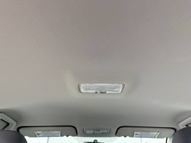 Used 2015 Toyota Corolla L FWD image 30
