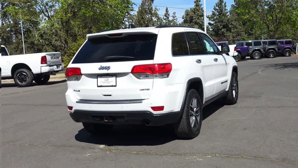 Used 2017 Jeep Grand Cherokee Limited w/ Trailer Tow Group IV AWD/4WD image 8