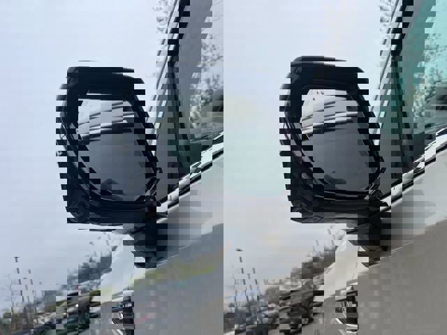 Used 2022 GMC Yukon XL Denali image 43