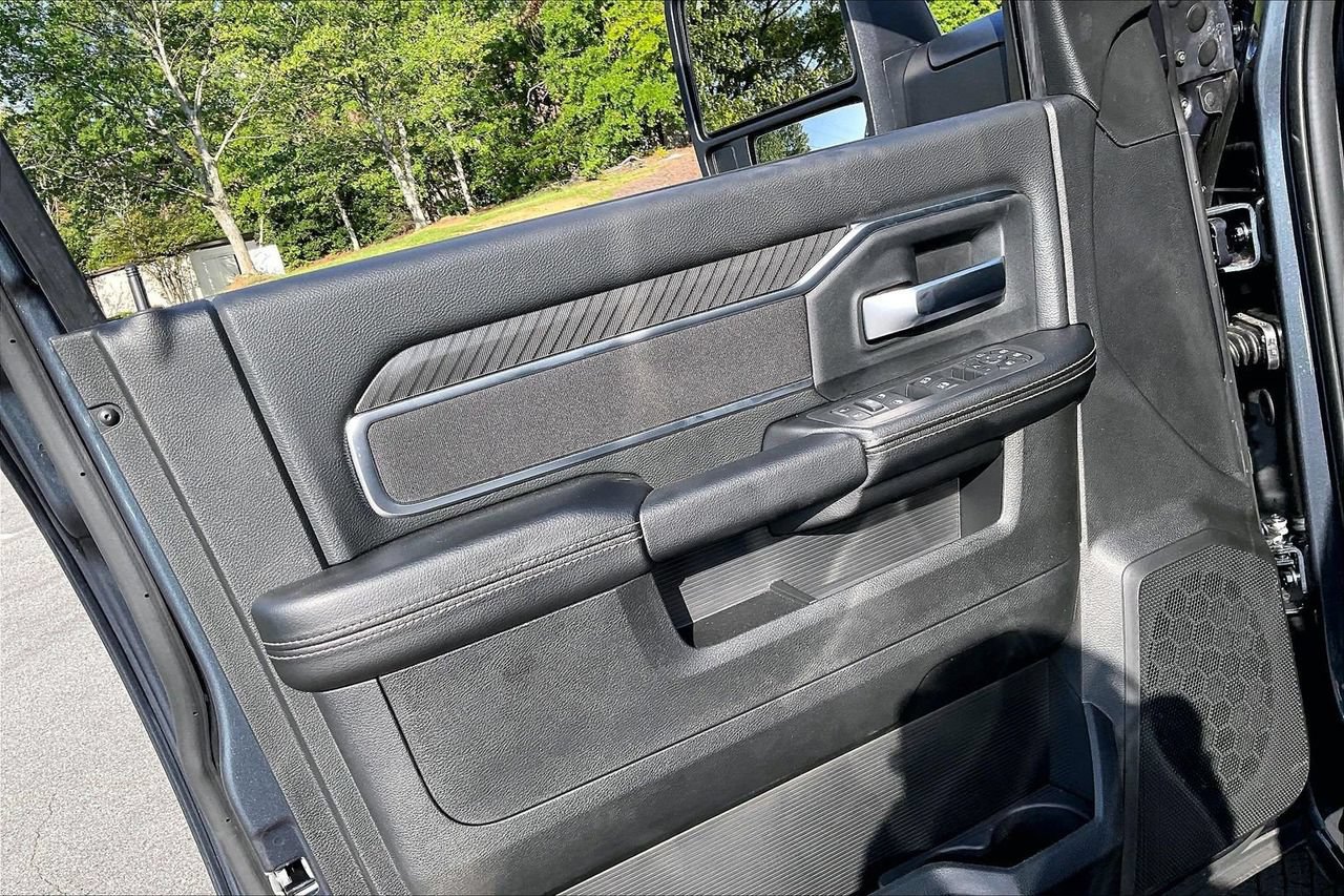 New 2026 RAM 3500 Big Horn AWD/4WD image 26