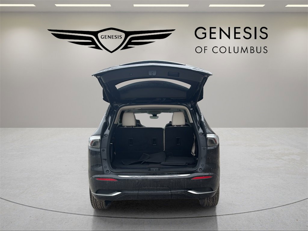 Used 2023 Buick Enclave Avenir image 28