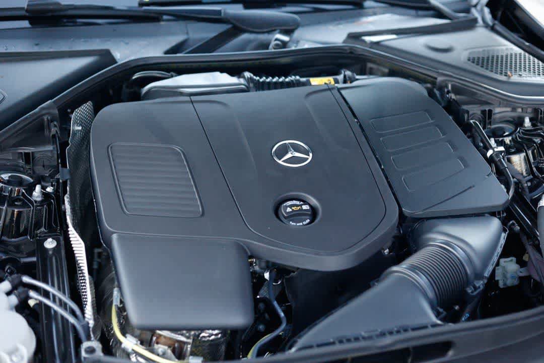 Used 2026 Mercedes-Benz E 350 4MATIC Sedan image 24