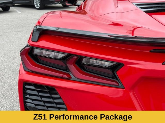 Used 2022 Chevrolet Corvette Stingray Preferred Conv w/ Z51 Performance Package RWD image 9