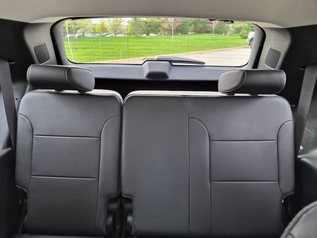 Used 2021 Chevrolet Traverse Premier FWD image 50