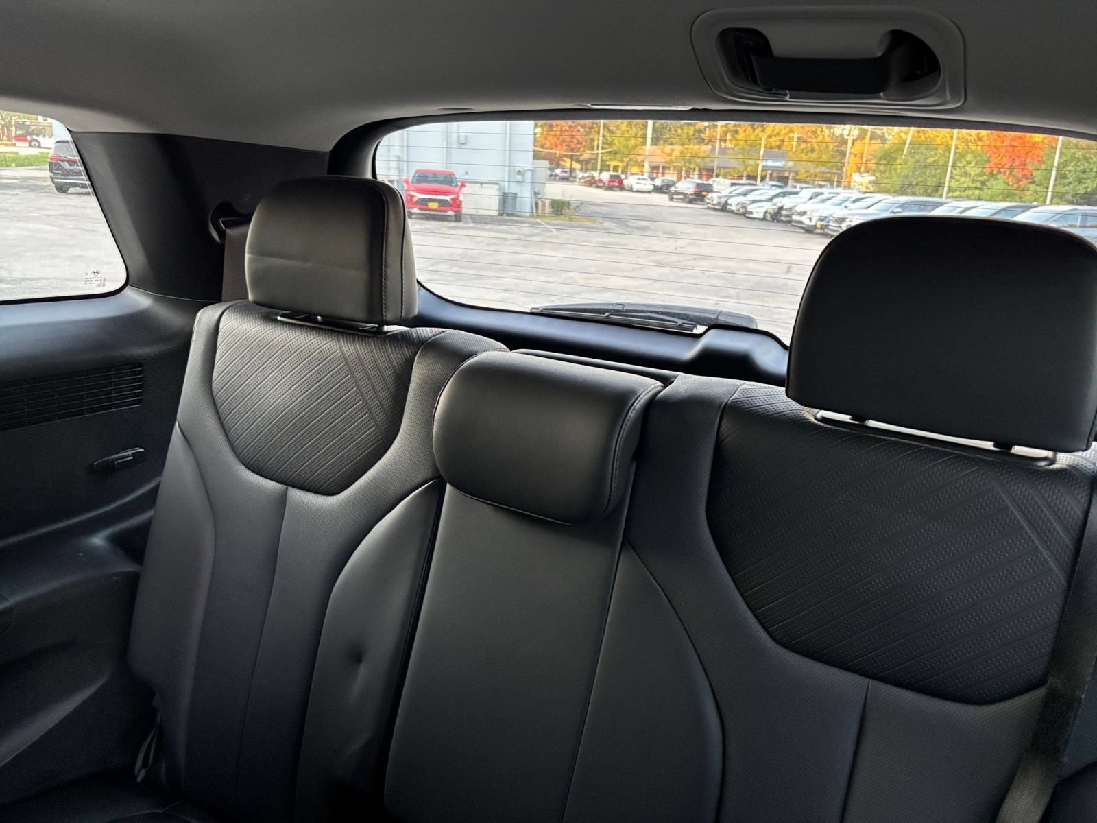Used 2025 Hyundai Palisade SEL FWD image 29