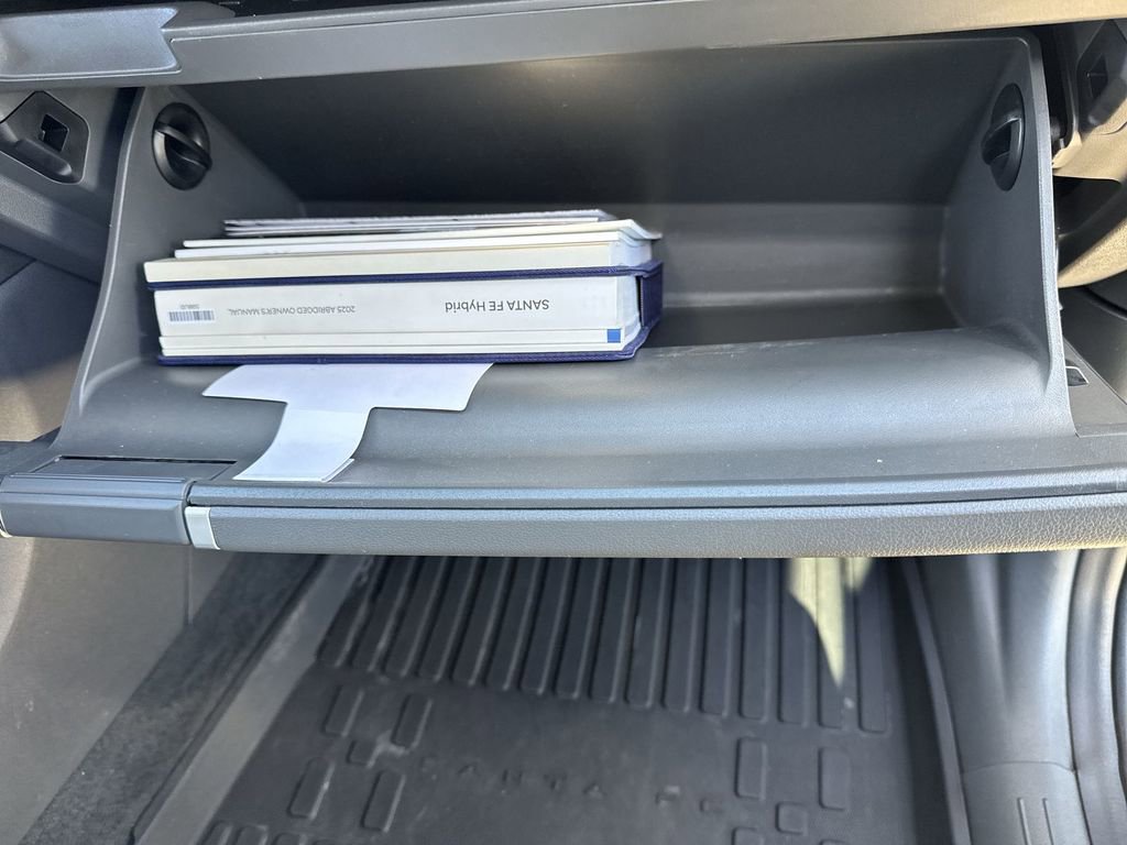 Used 2025 Hyundai Santa Fe Calligraphy image 36