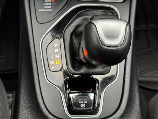 Used 2023 Jeep Cherokee Altitude Lux image 39