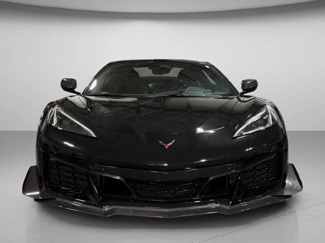 Used 2024 Chevrolet Corvette Z06 w/ Z07 Performance Package RWD image 8
