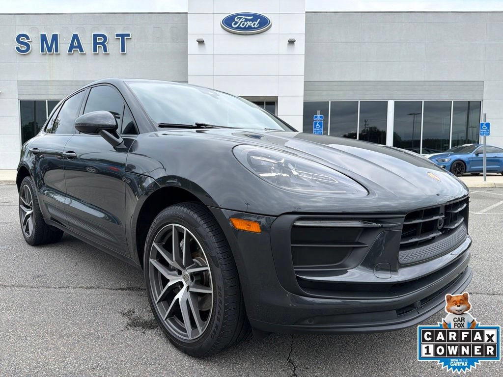 Used 2023 Porsche Macan Turbo AWD/4WD image 1