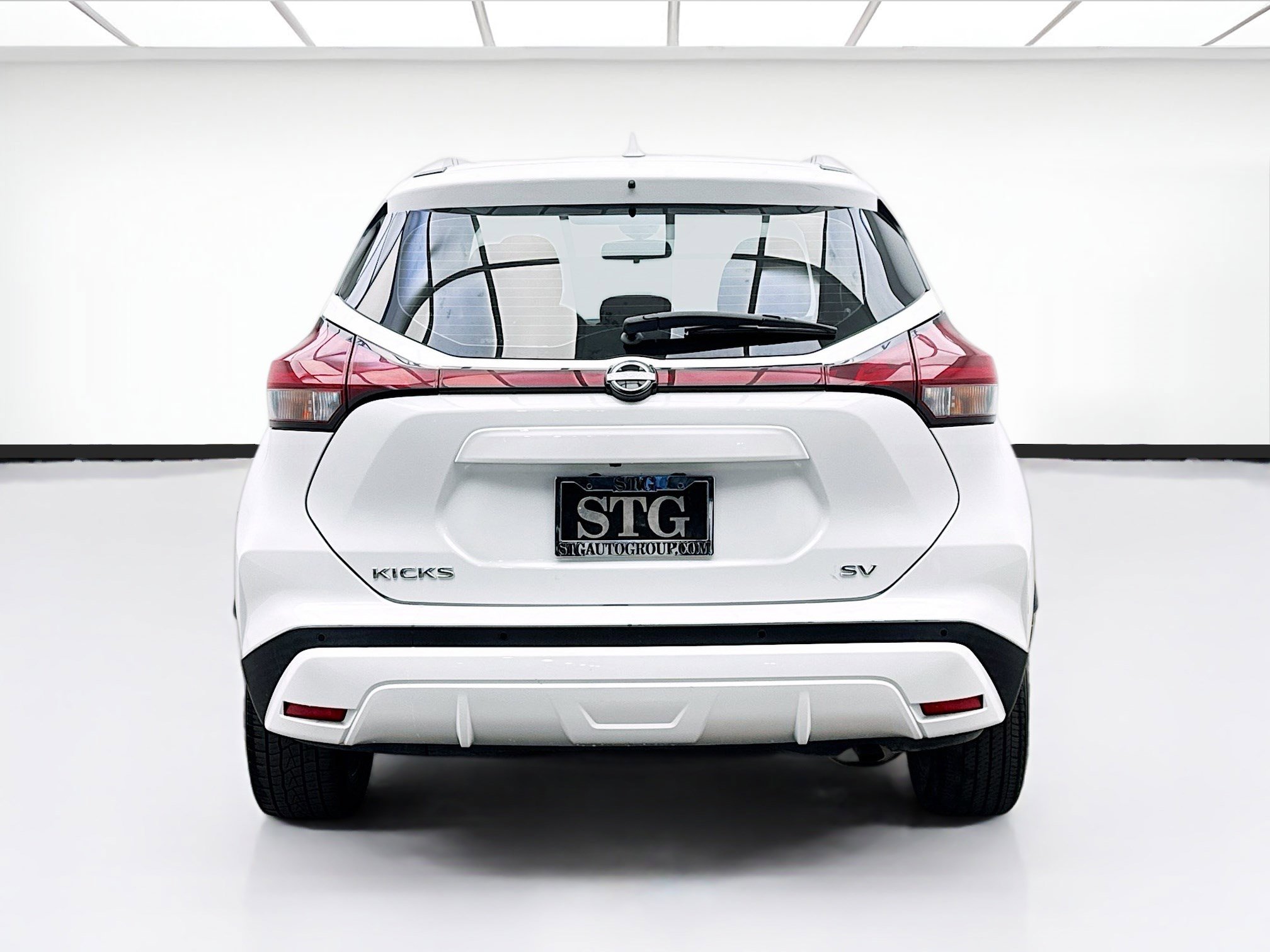 Used 2022 Nissan Kicks SV image 5