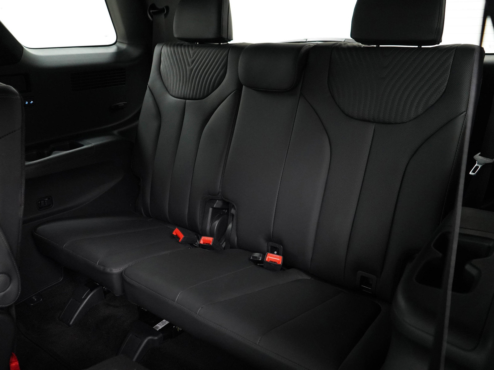 Used 2025 Hyundai Palisade Calligraphy image 21